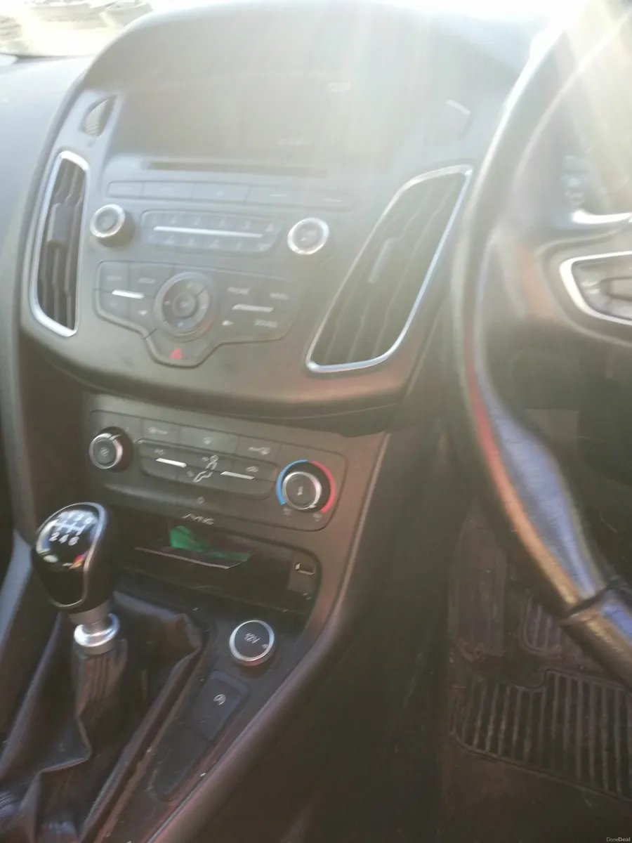 Ford Focus 2015 - Image 3