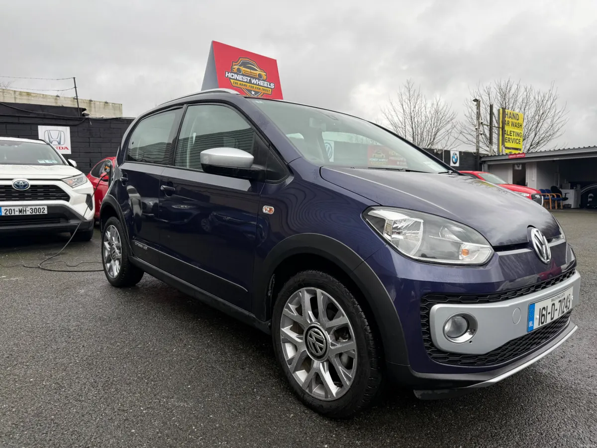 2016 Volkswagen Cross UP! 1.0L Petrol Automatic - Image 2