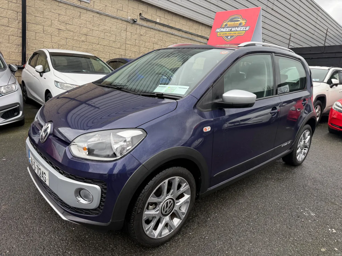 2016 Volkswagen Cross UP! 1.0L Petrol Automatic - Image 3