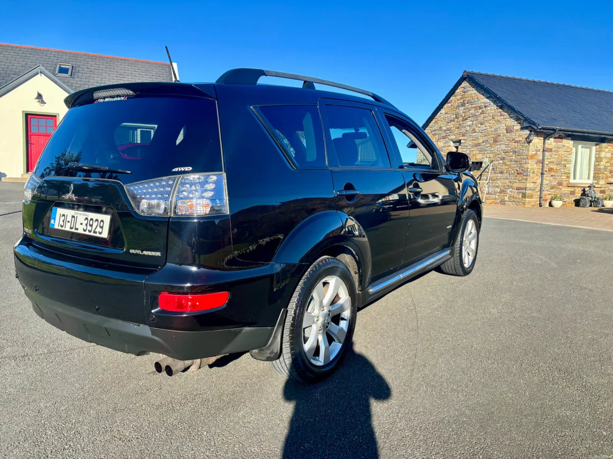 Mitsubishi Outlander 4wd - Image 4