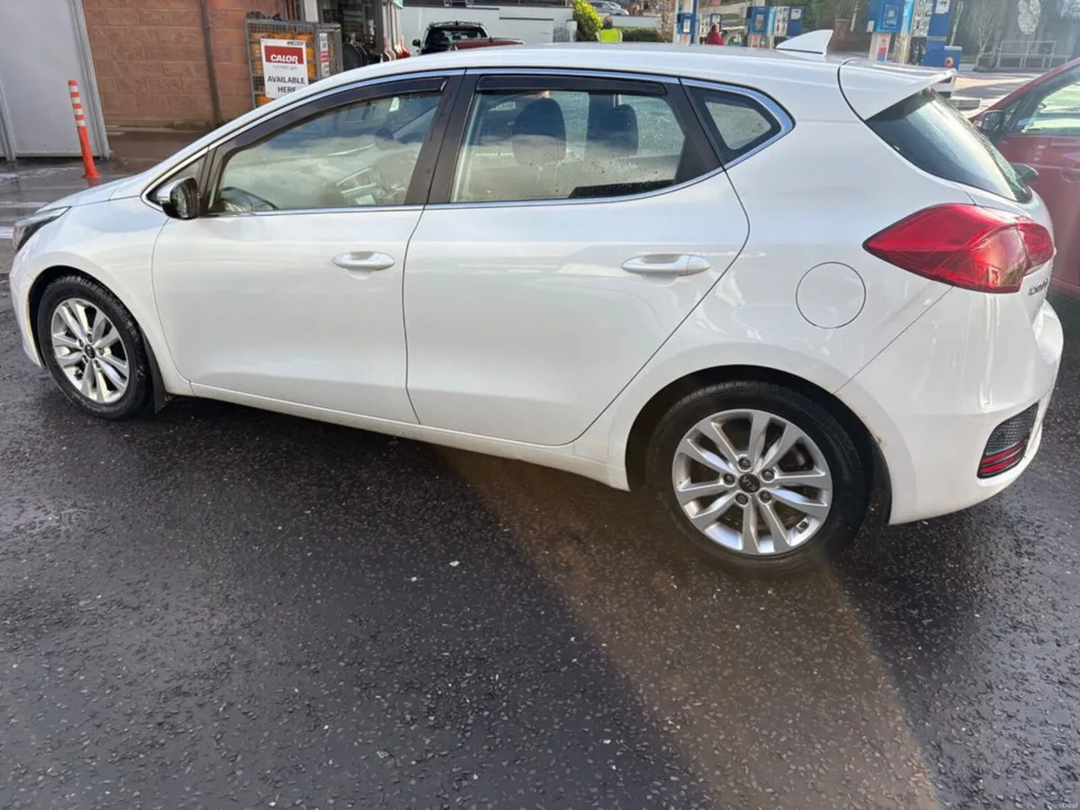 Kia Ceed ISG 2 2018 (181) - Image 4