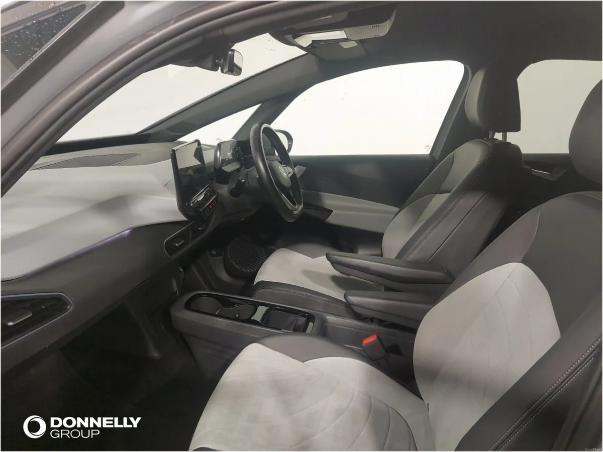Volkswagen Id.3 Hatchback Life Pro - Image 2