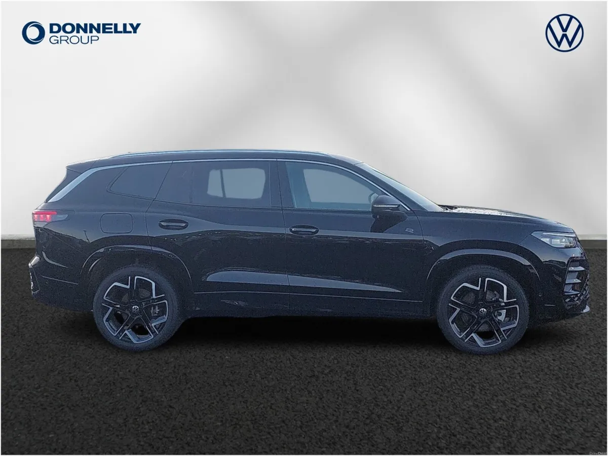 Volkswagen Tayron Diesel Estate R-Line - Image 4