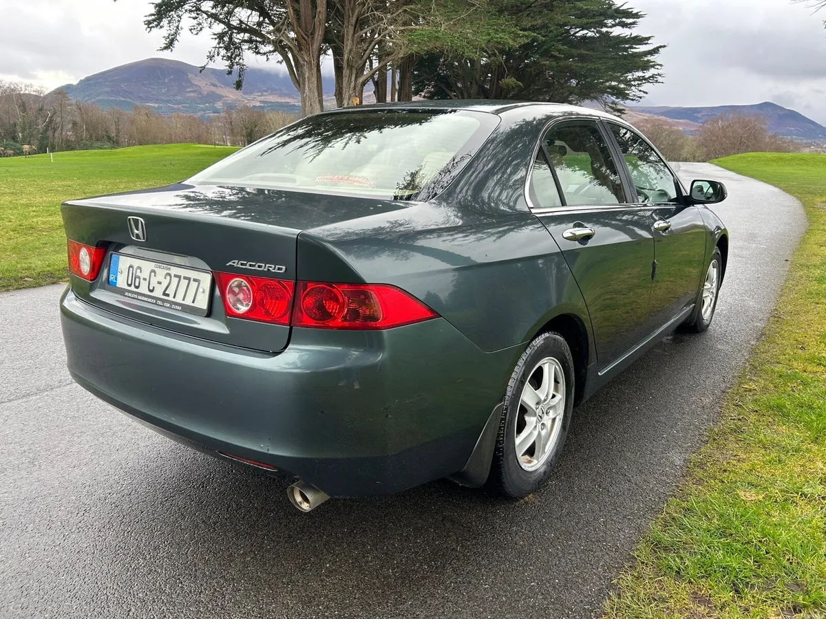 Honda Accord Automatic.. 1 owner car!! - Image 4