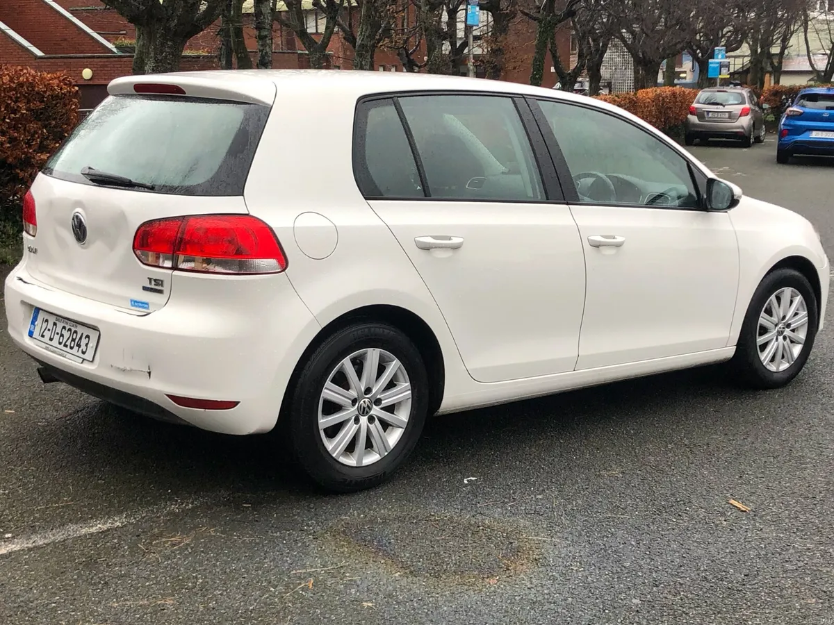 VW Golf 2012 1.2TSI,AUTOMATIC,LIGHT DAMAGE,LOW  KM - Image 4