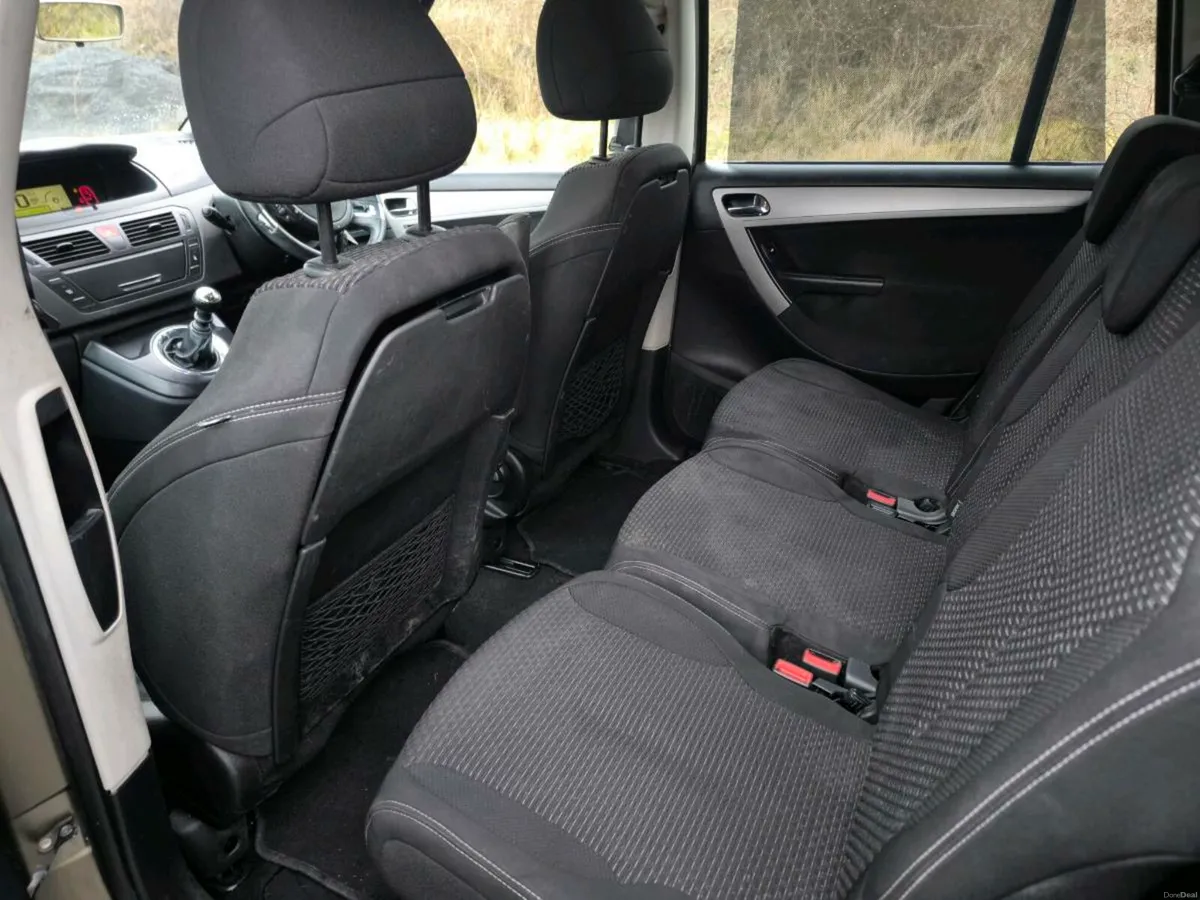 Citroen C4 Picasso 7 seater - Image 3