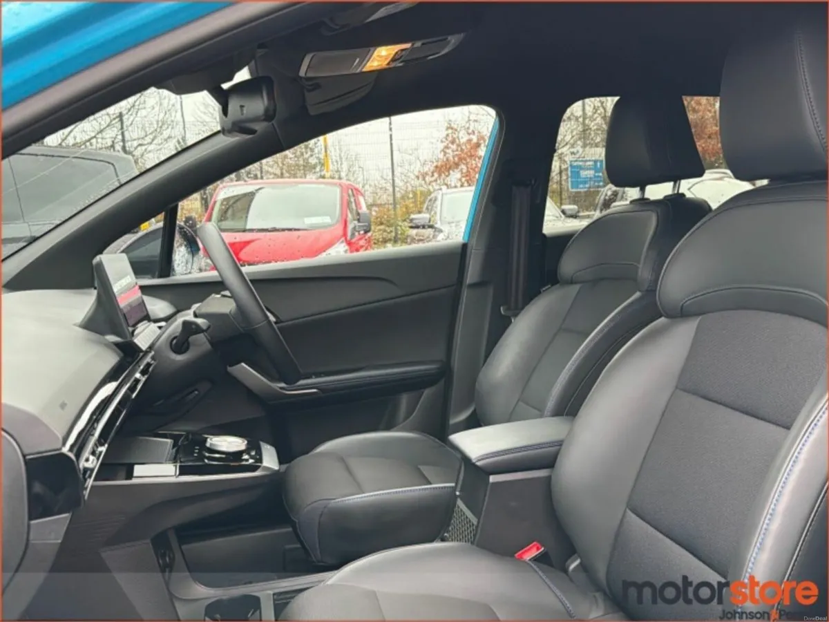 MG MG4 MG4 LR Exclusive **TOP SPEC ** - Image 3