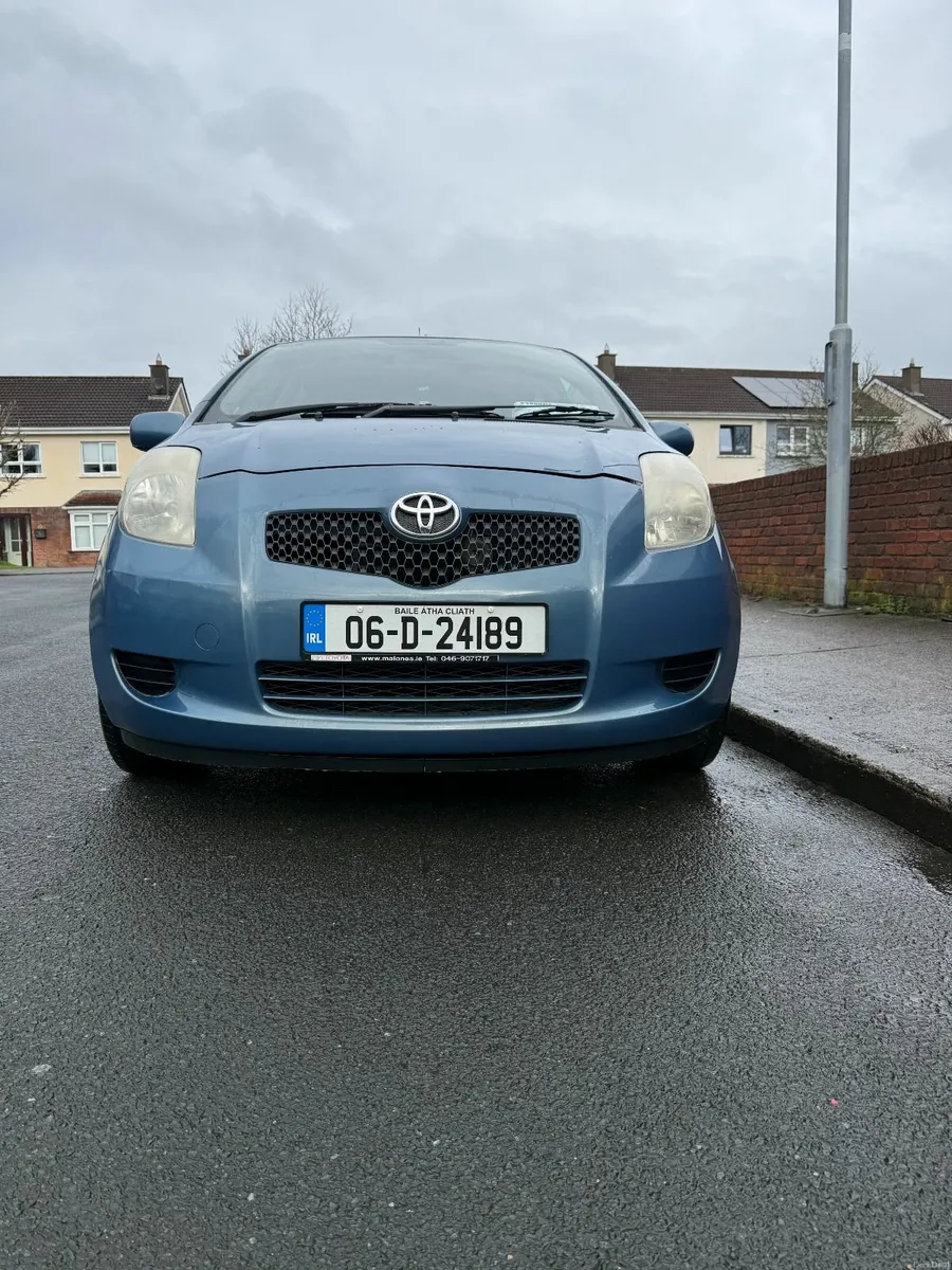 Toyota Yaris 2006 - Image 3