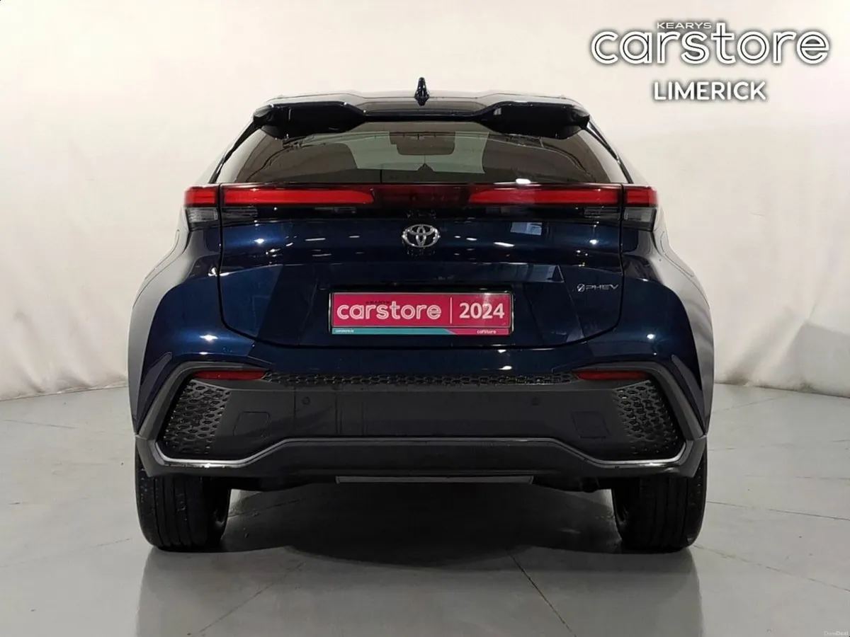 Toyota C-HR C-Hr Design Phev Auto  Design  223 VVT - Image 4