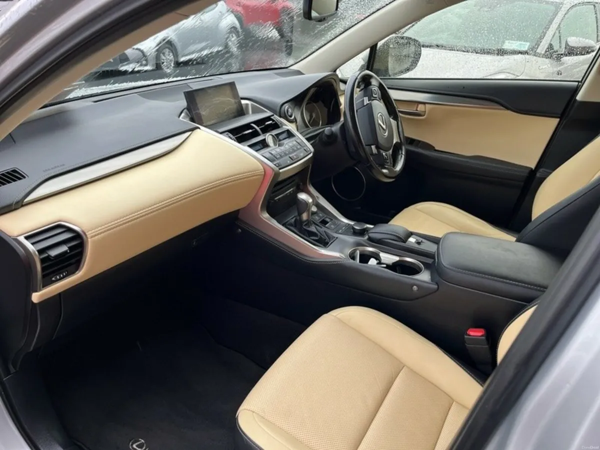 Lexus NX NX 300h Executive - Image 6