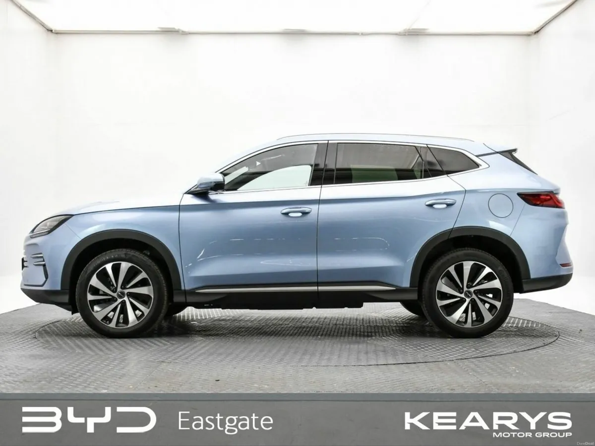 BYD SEAL U DESIGN AWD Pan roof, heated seats, heat - Image 3