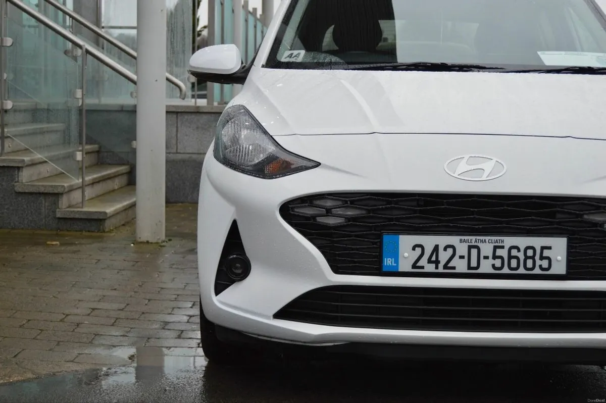 Hyundai i10 i10 Deluxe Plus Auto - Image 3