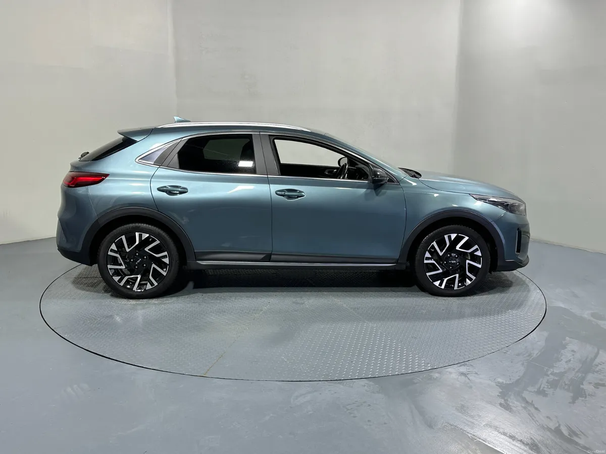 Kia XCeed 2023 - Image 4