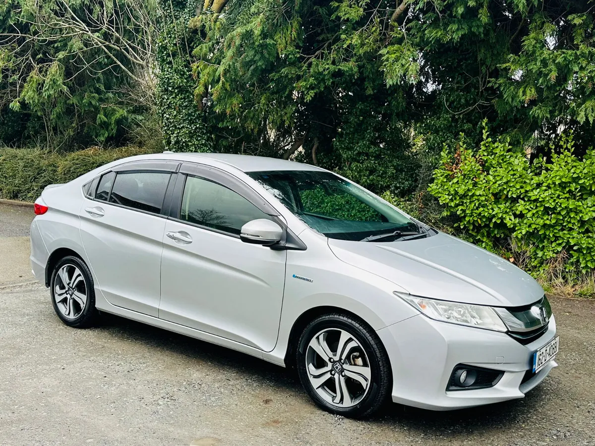Honda Grace 2016 1.5Hybrid 35K Miles Only - Image 4