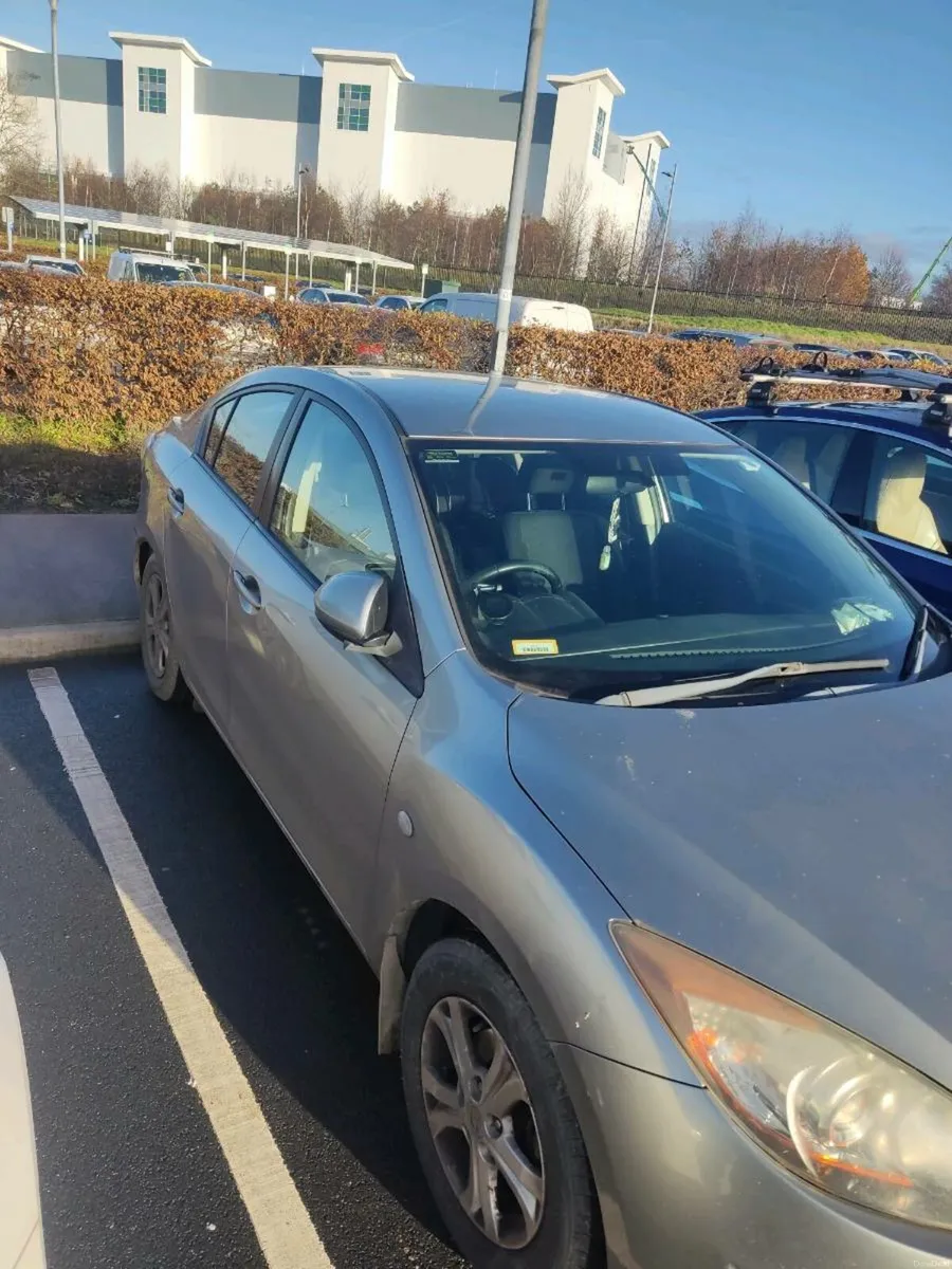 Mazda 3 - Image 1