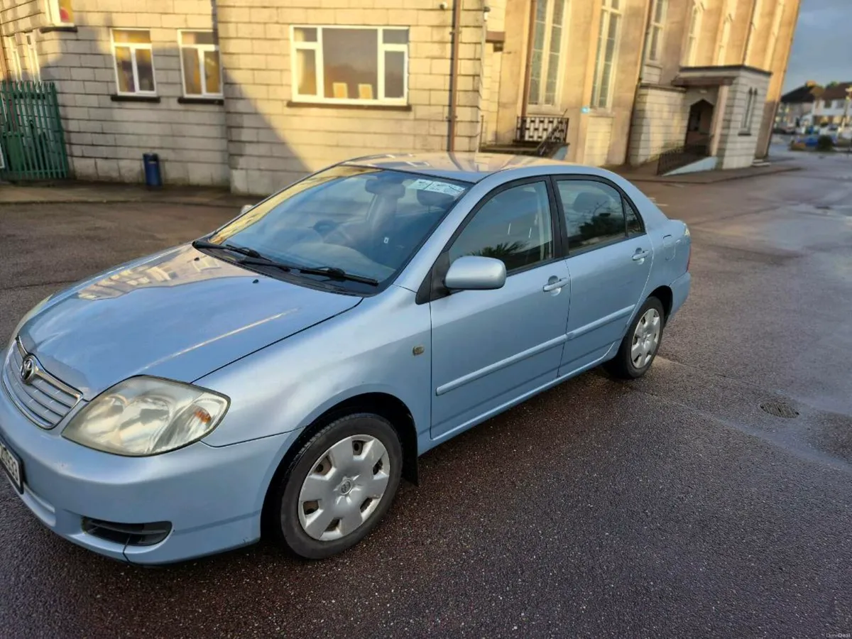 Toyota Corolla - Image 4