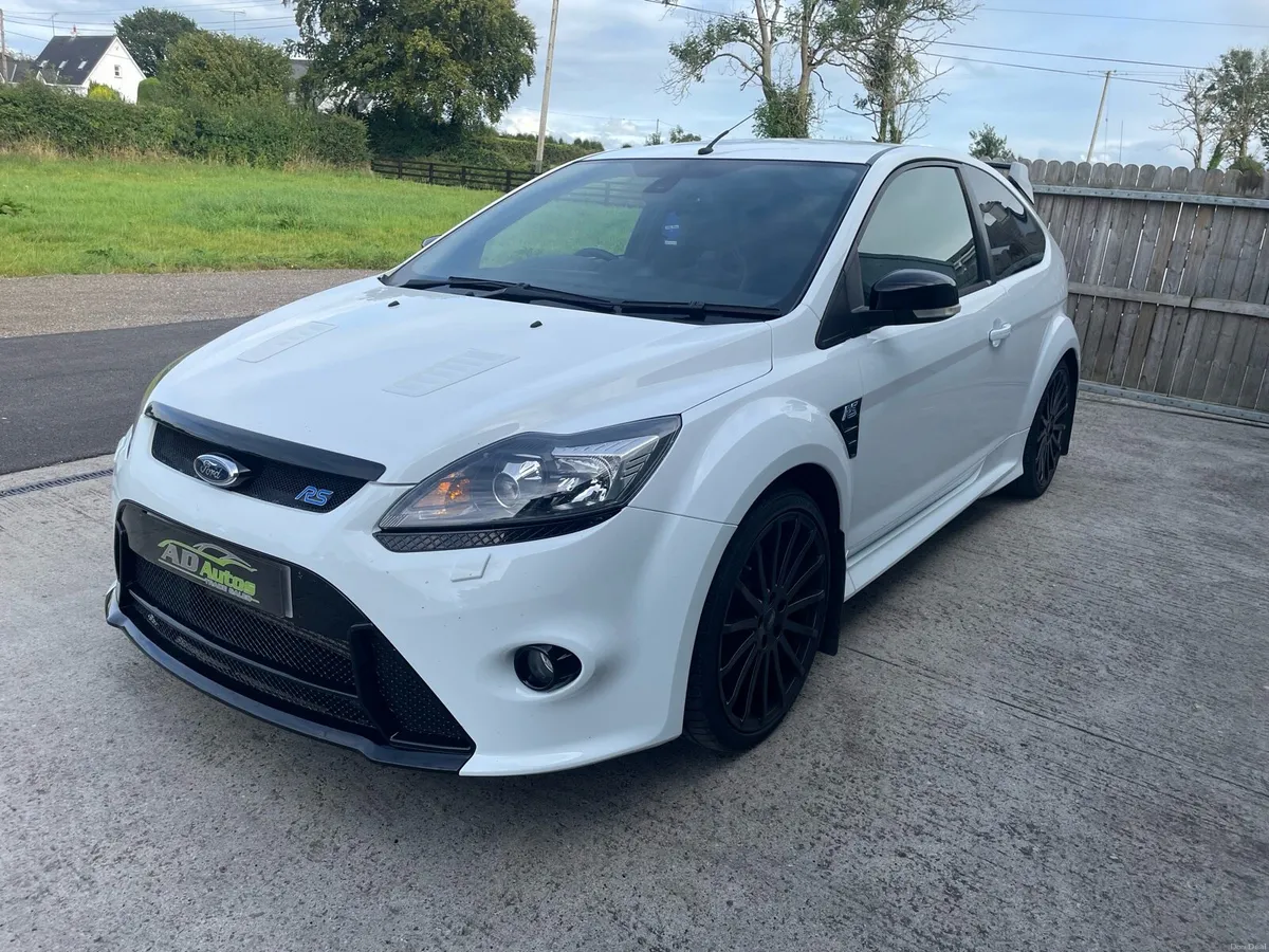 Ford Focus RS LOW MILES - Image 2