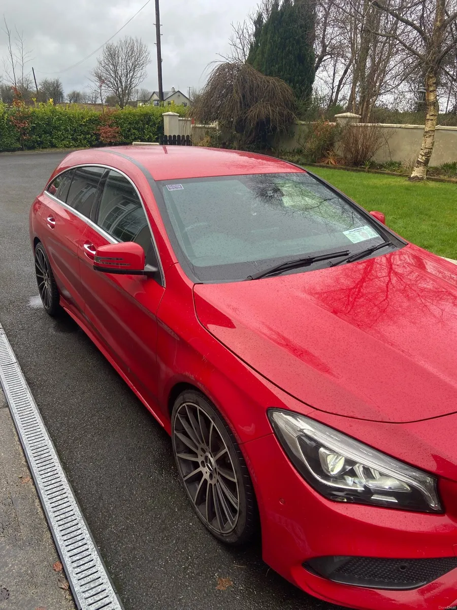 Mercedes CLA 180 AMG Line - Image 4