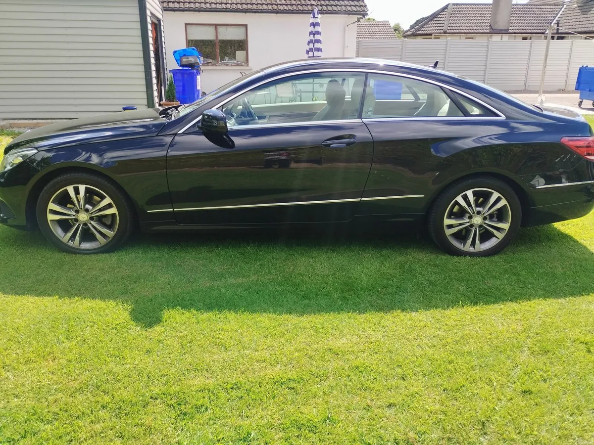 Mercedes-Benz E-Class 2017 - Image 3