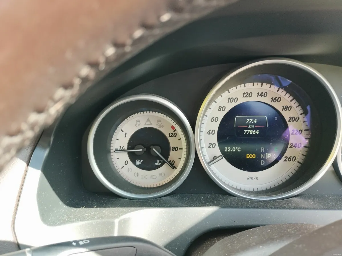 Mercedes-Benz E-Class 2017 - Image 4