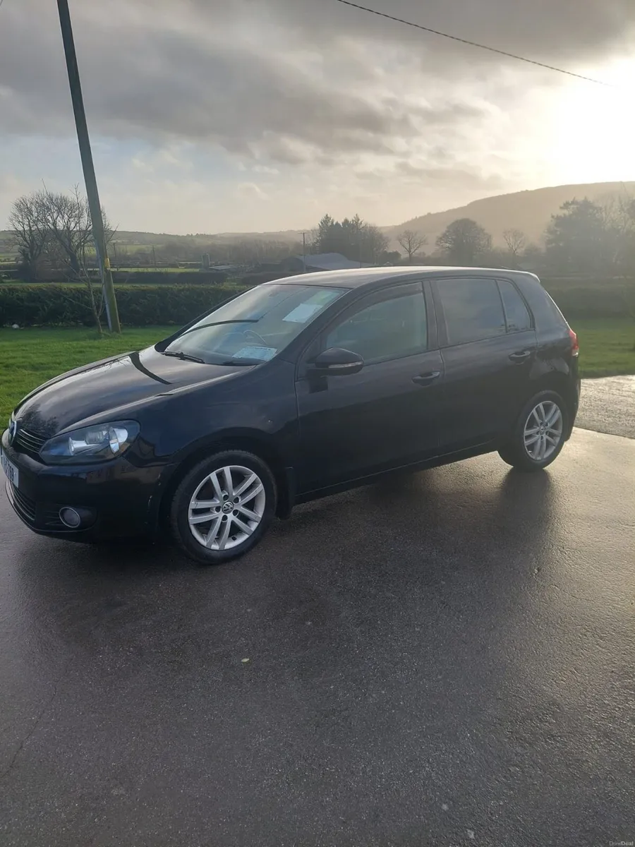 Volkswagen Golf 1.6 high line - Image 2