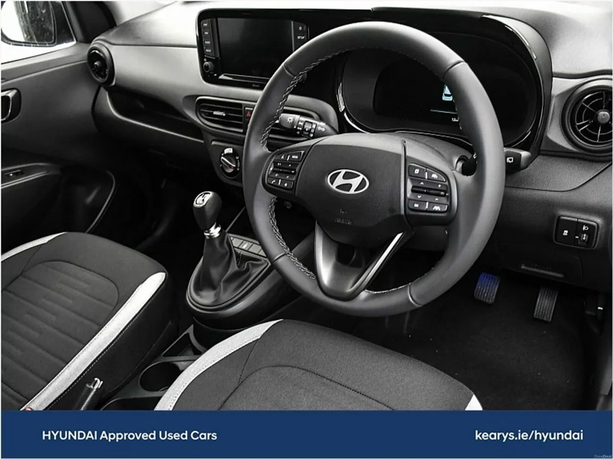 Hyundai i10 Deluxe Plus - Image 6