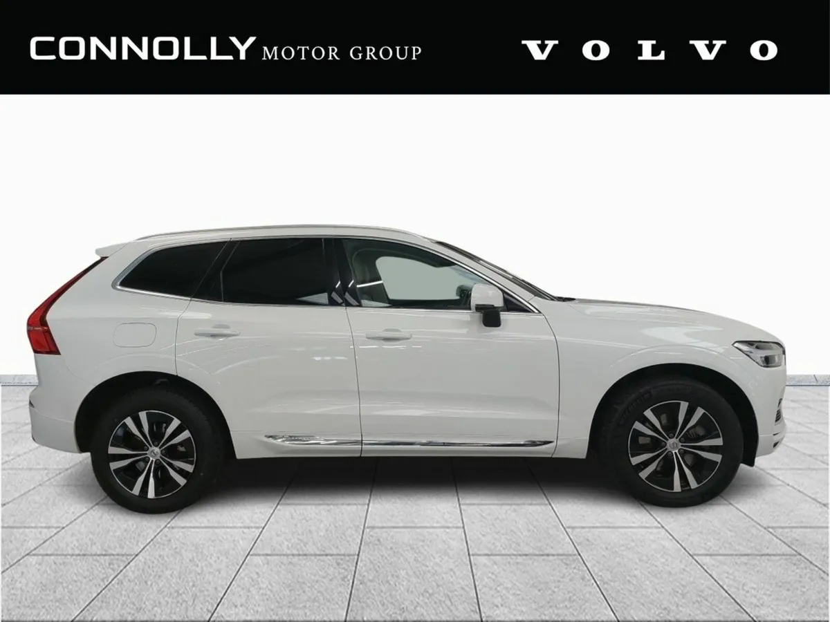Volvo XC60 T8 Inscription | Plug In Hybrid | Huge - Image 3