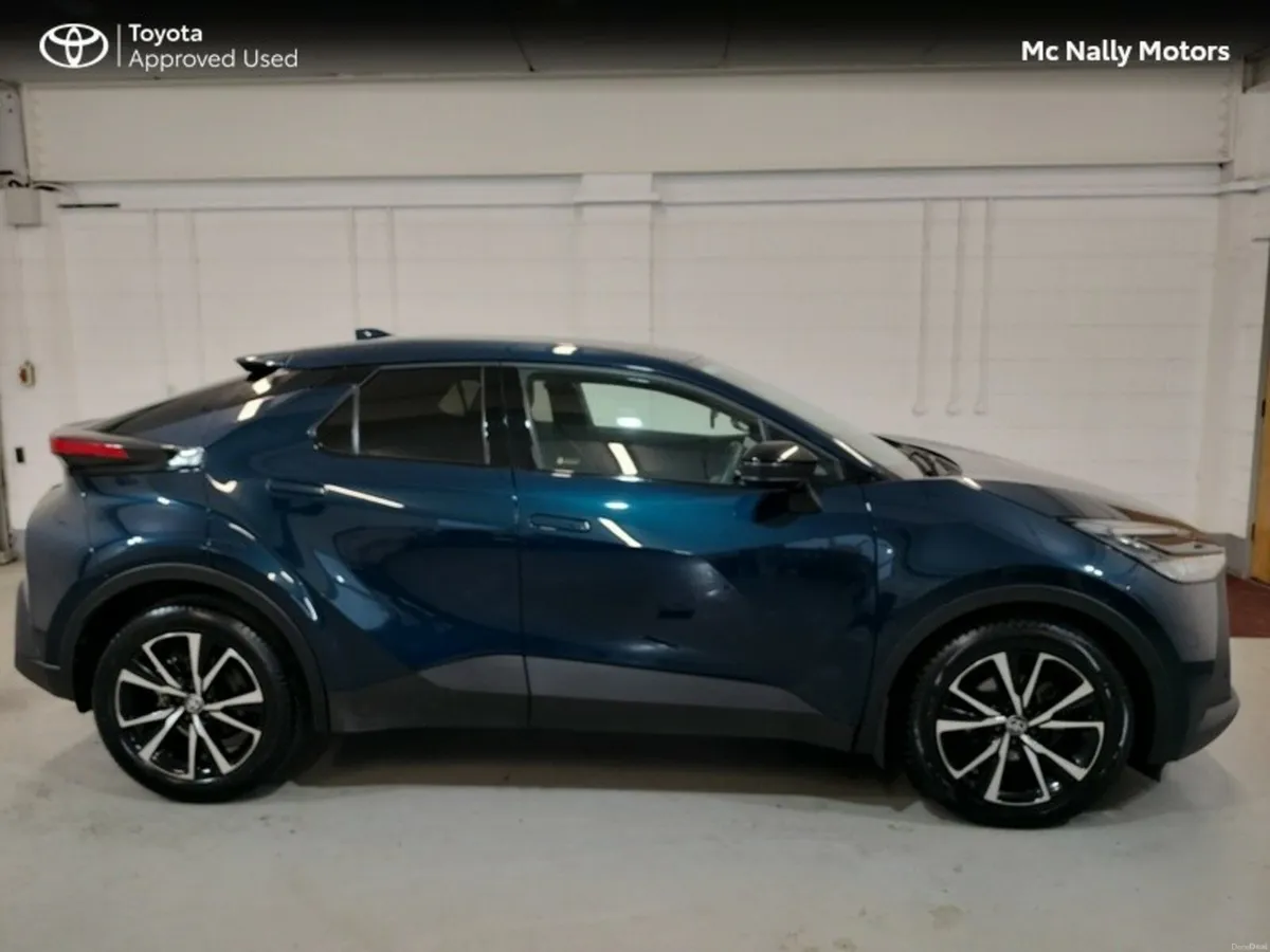 Toyota C-HR HYBRID SPORT - Image 4