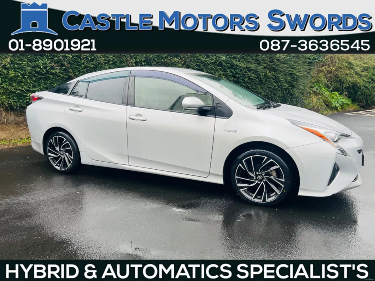 Toyota Prius // PRIVACY GLASS // IMMACULATE - Image 2