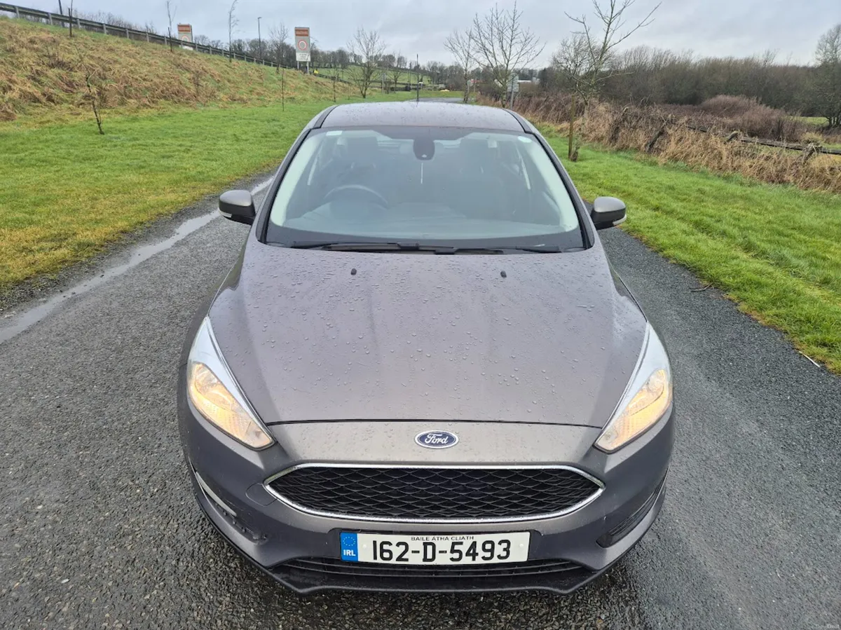 Ford Focus STYLE 1.5 TD 6SPEED 5DR - Image 2