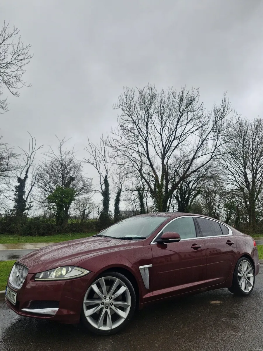 151 Jaguar XF High spec 150k miles - Image 3