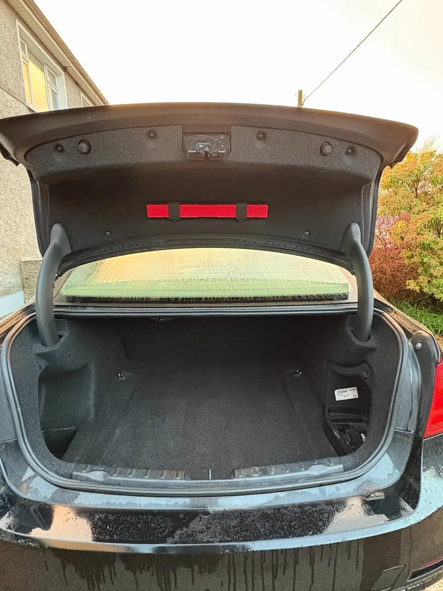 BMW 3-Series 2013 - Image 4