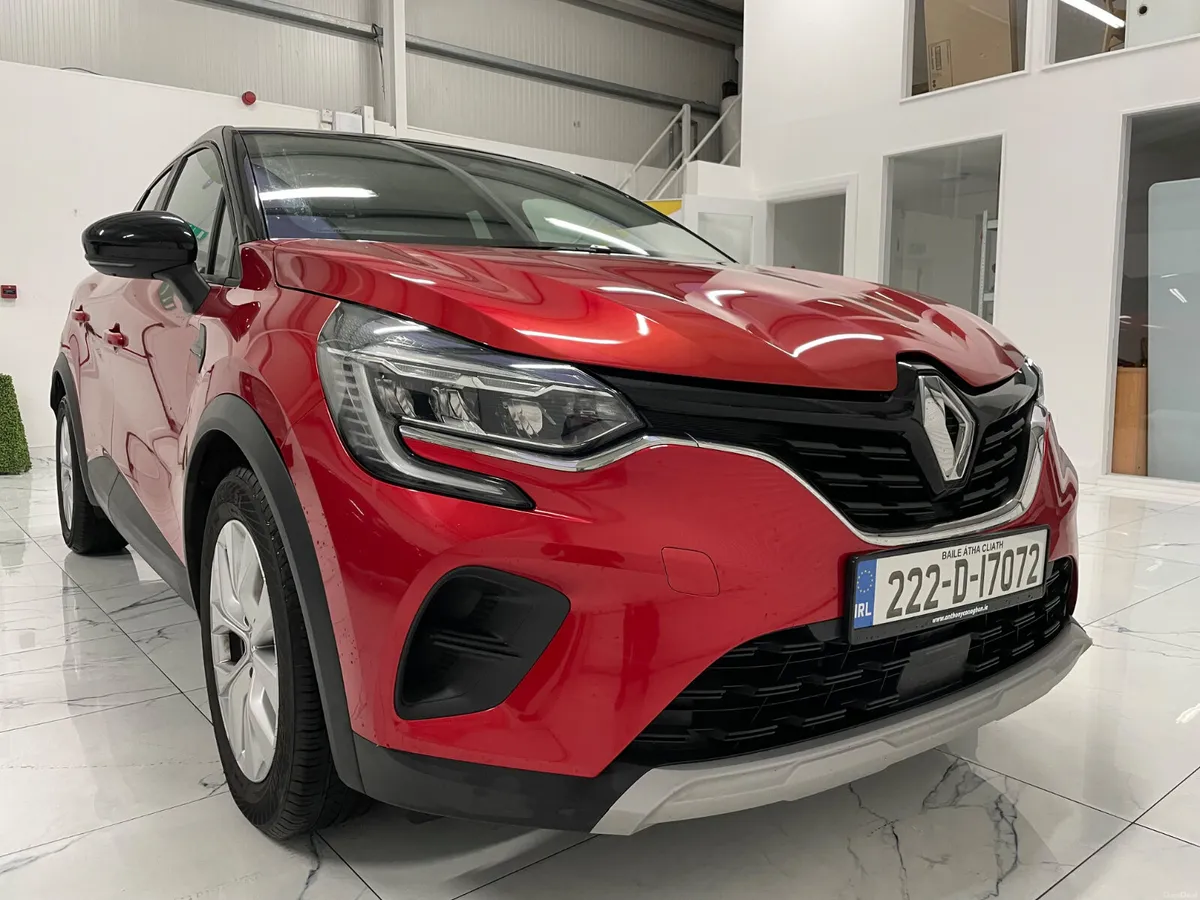 Renault Captur 2022 - Image 1