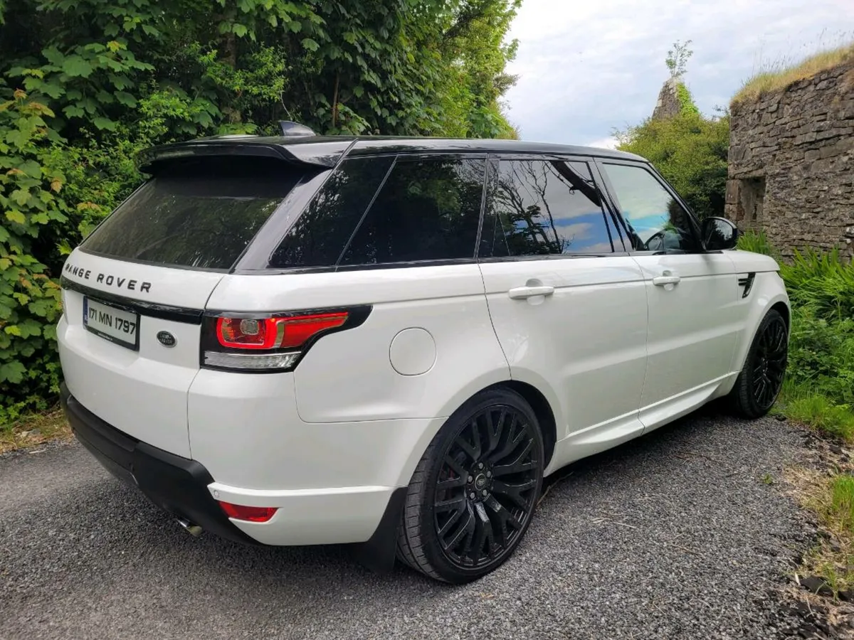 2017 Range Rover Sport 3.0 SDV6 HSE Dynamic - Image 2