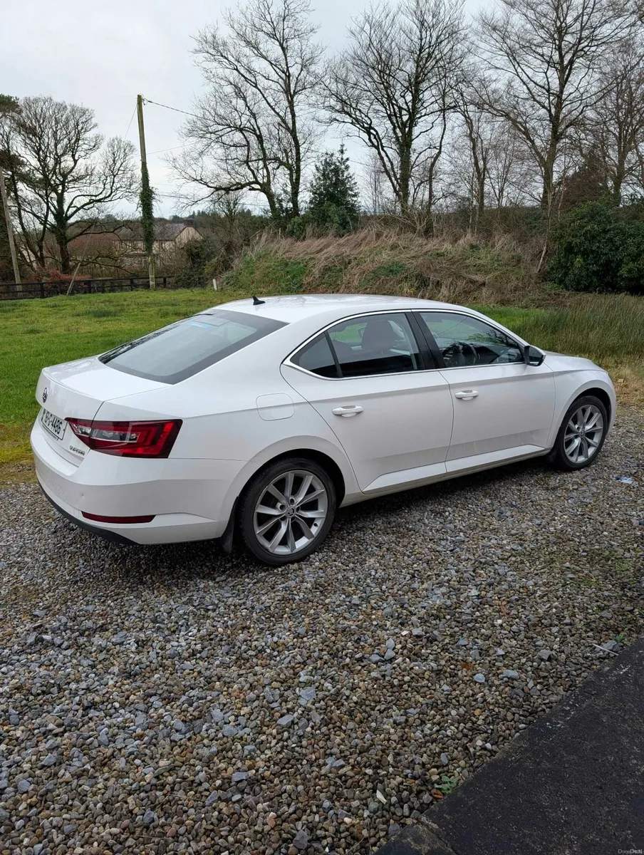 Skoda Superb 2016 - Image 1