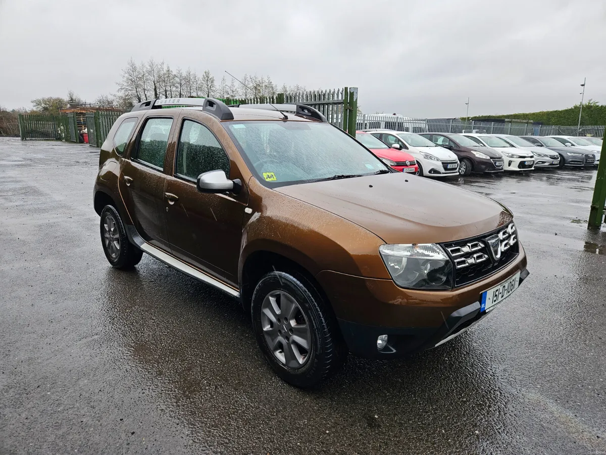 Dacia Duster 2015 1.5DCI SIGNTAURE 110 - Image 2