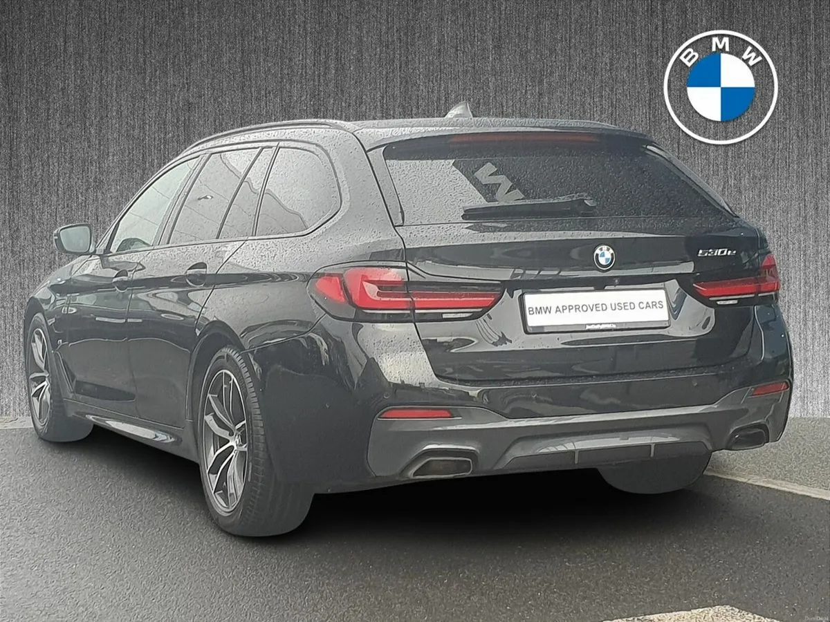 BMW 5-Series 530e M Sport Touring - Image 3