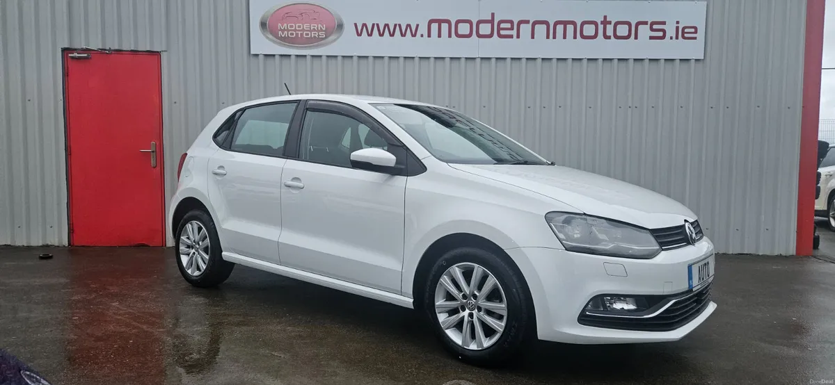 Volkswagen Polo automatic comfortline+ 1.2 low kms - Image 1