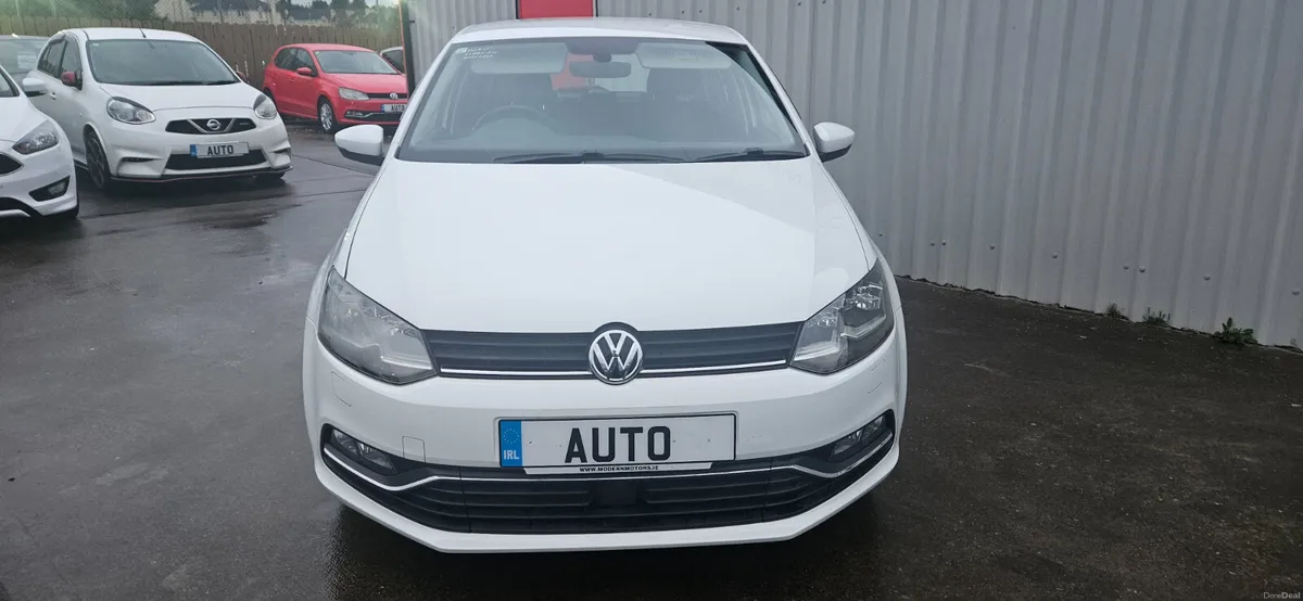 Volkswagen Polo automatic comfortline+ 1.2 low kms - Image 4