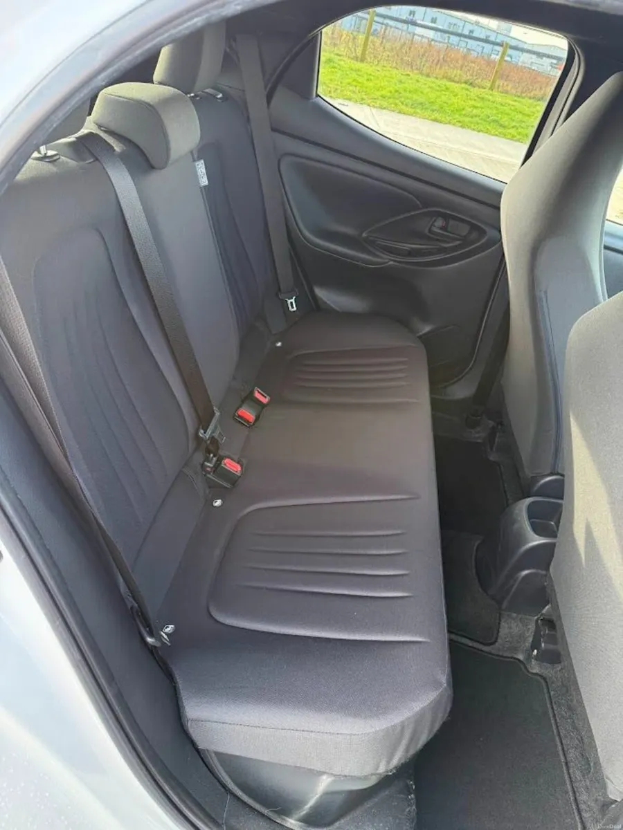 Toyota Yaris 2020 - Image 4
