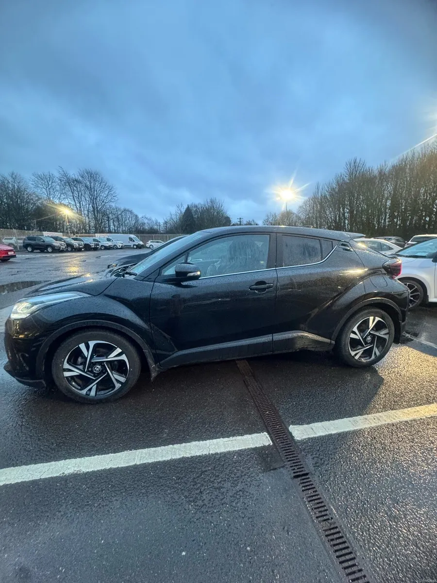 CHR Toyota Sport hybrid - Image 1