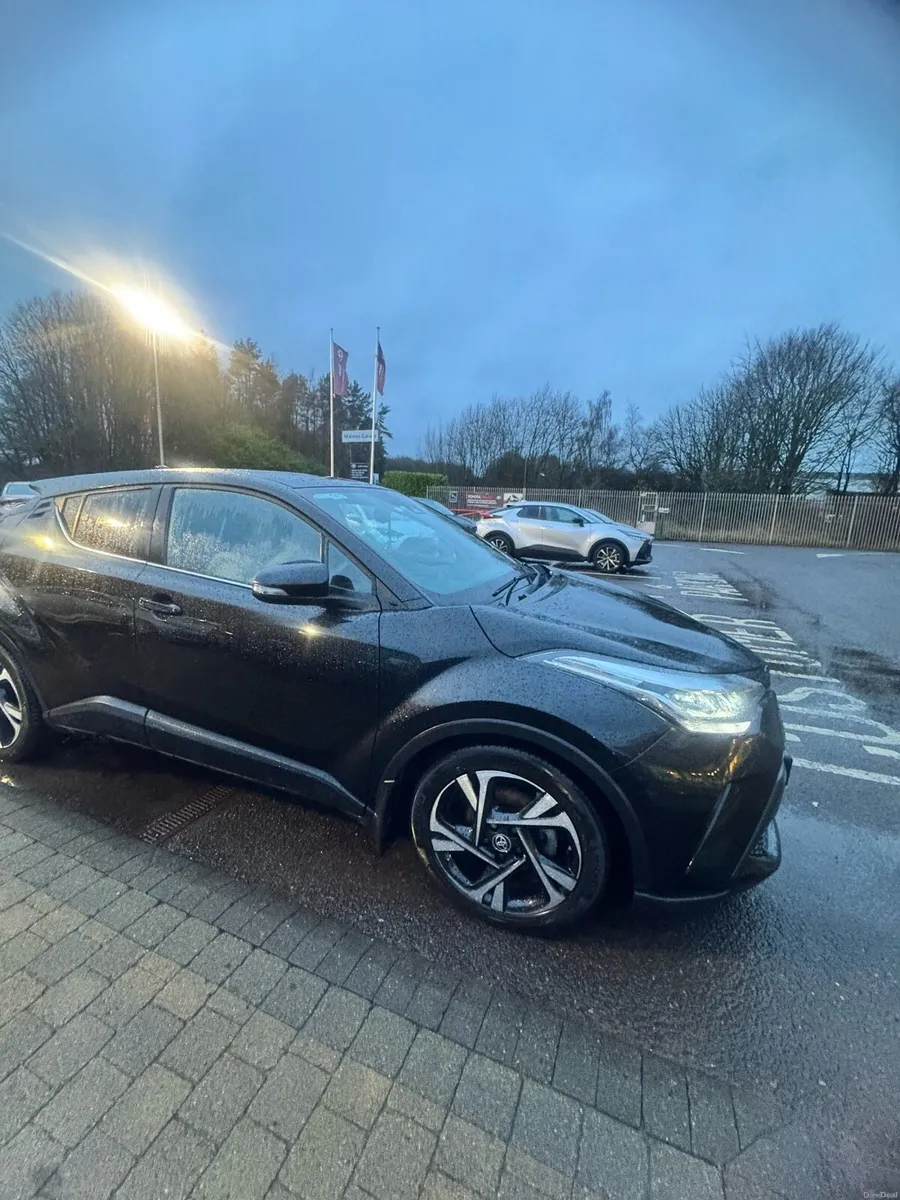 CHR Toyota Sport hybrid - Image 3