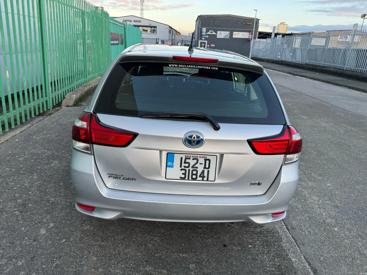 Toyota Corolla Hybrid - Image 4