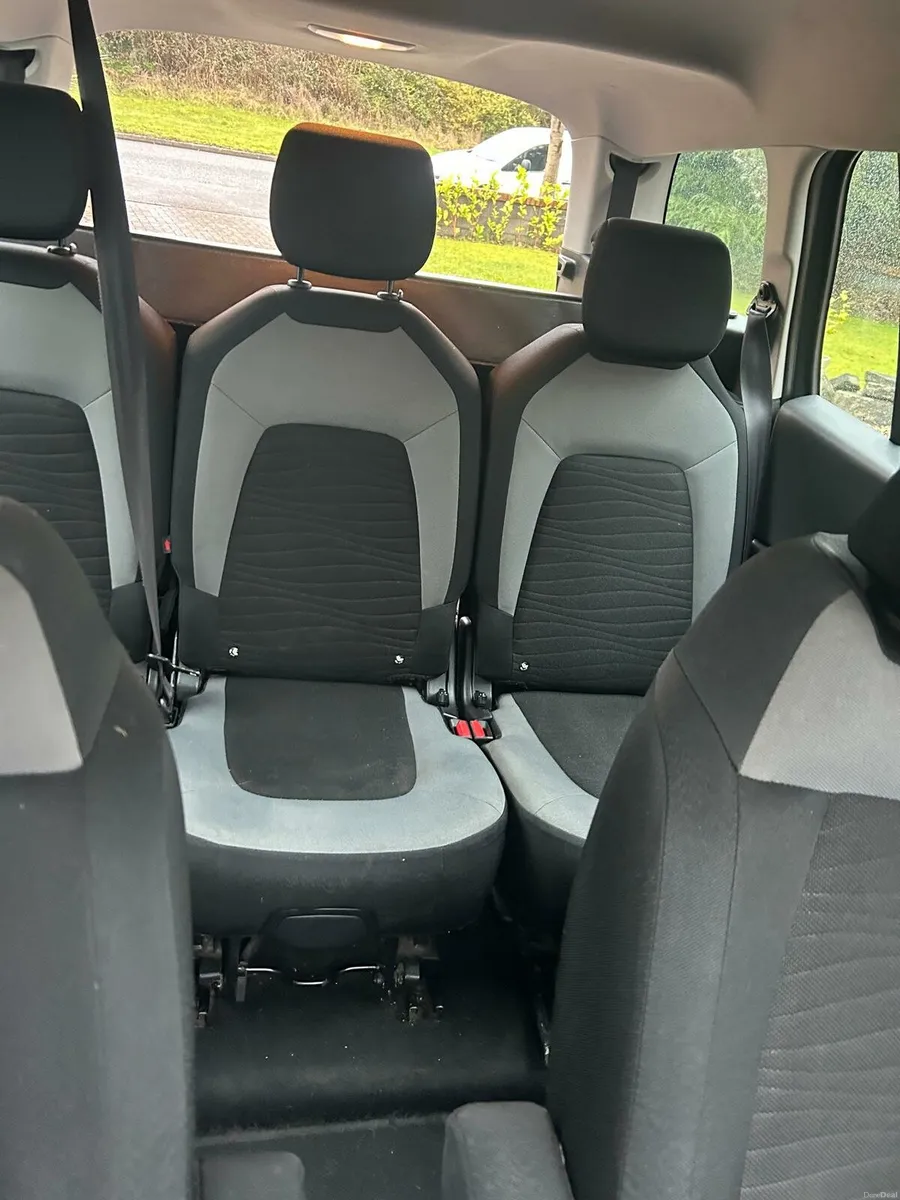 €7500 – 2016 Citroën Grand C4 Picasso – 7 Seater - Image 5