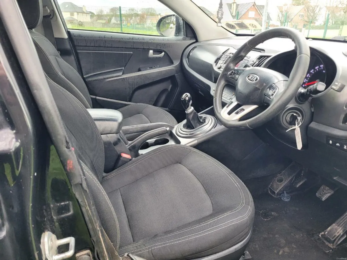 2012 KIA SPORTAGE 4X4 NEW NCT UNTIL 2/27 - Image 4