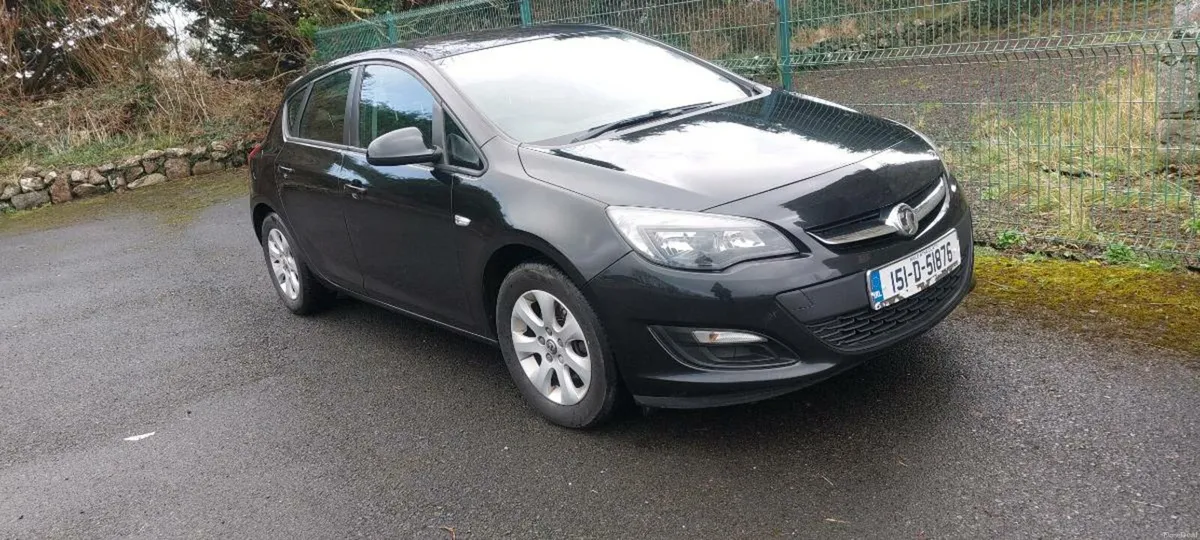 2015 opel astra 1.6 nct 12/26 new nct €3950 - Image 1