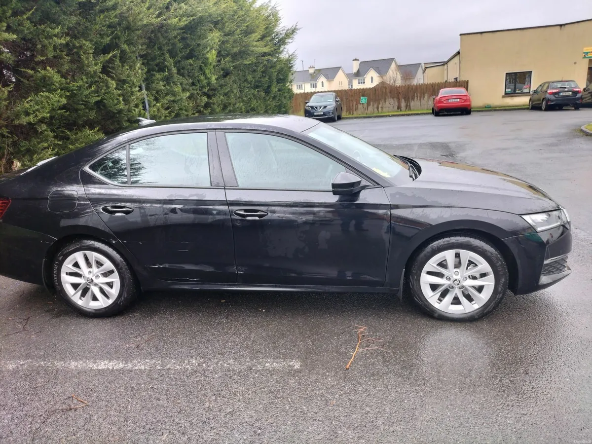 Skoda Octavia 2025 - Image 2