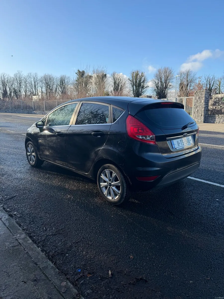 Ford Fiesta 1.25 Titanium - Image 2