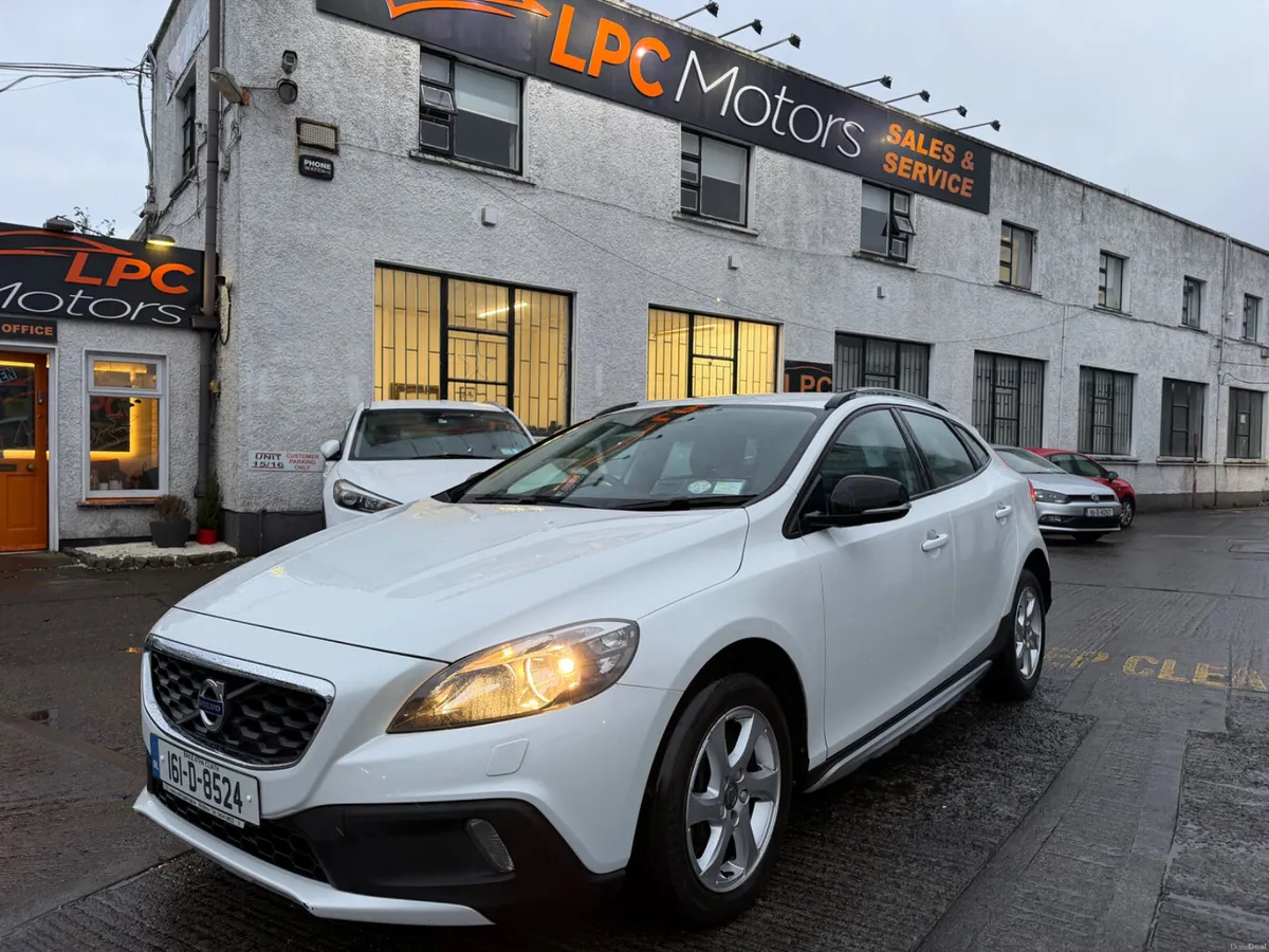 Volvo V40 2016 - Image 3