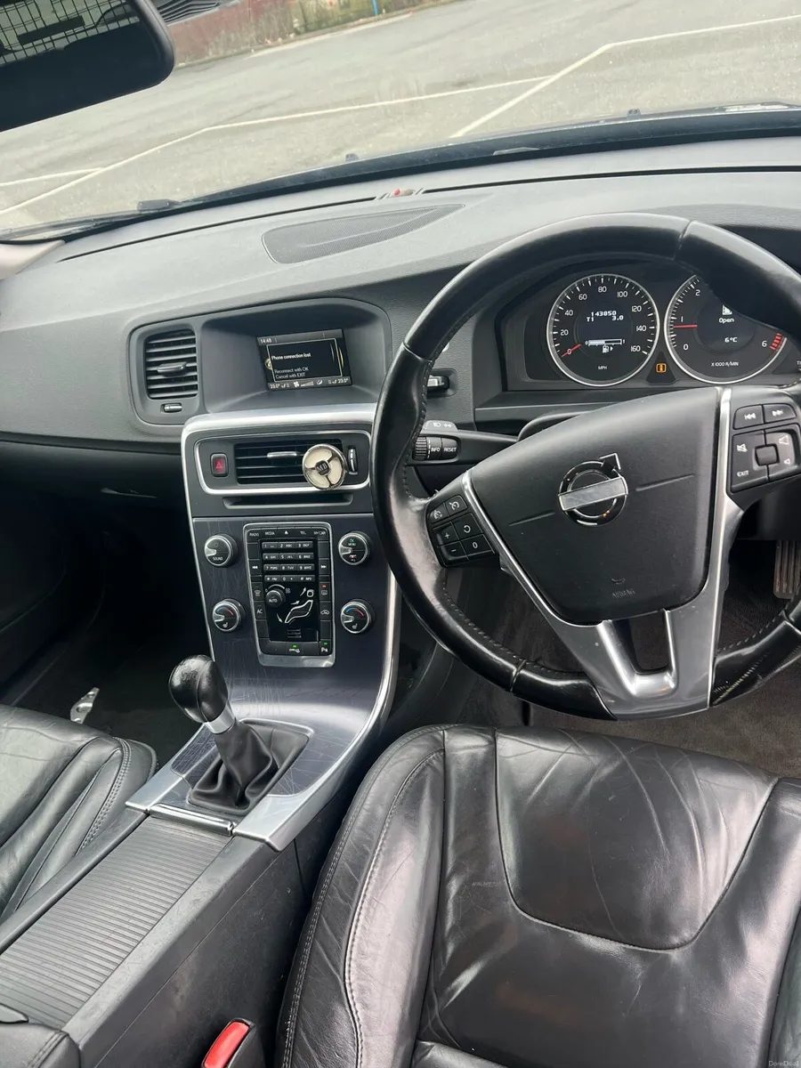 Volvo V60 D3 - Image 2